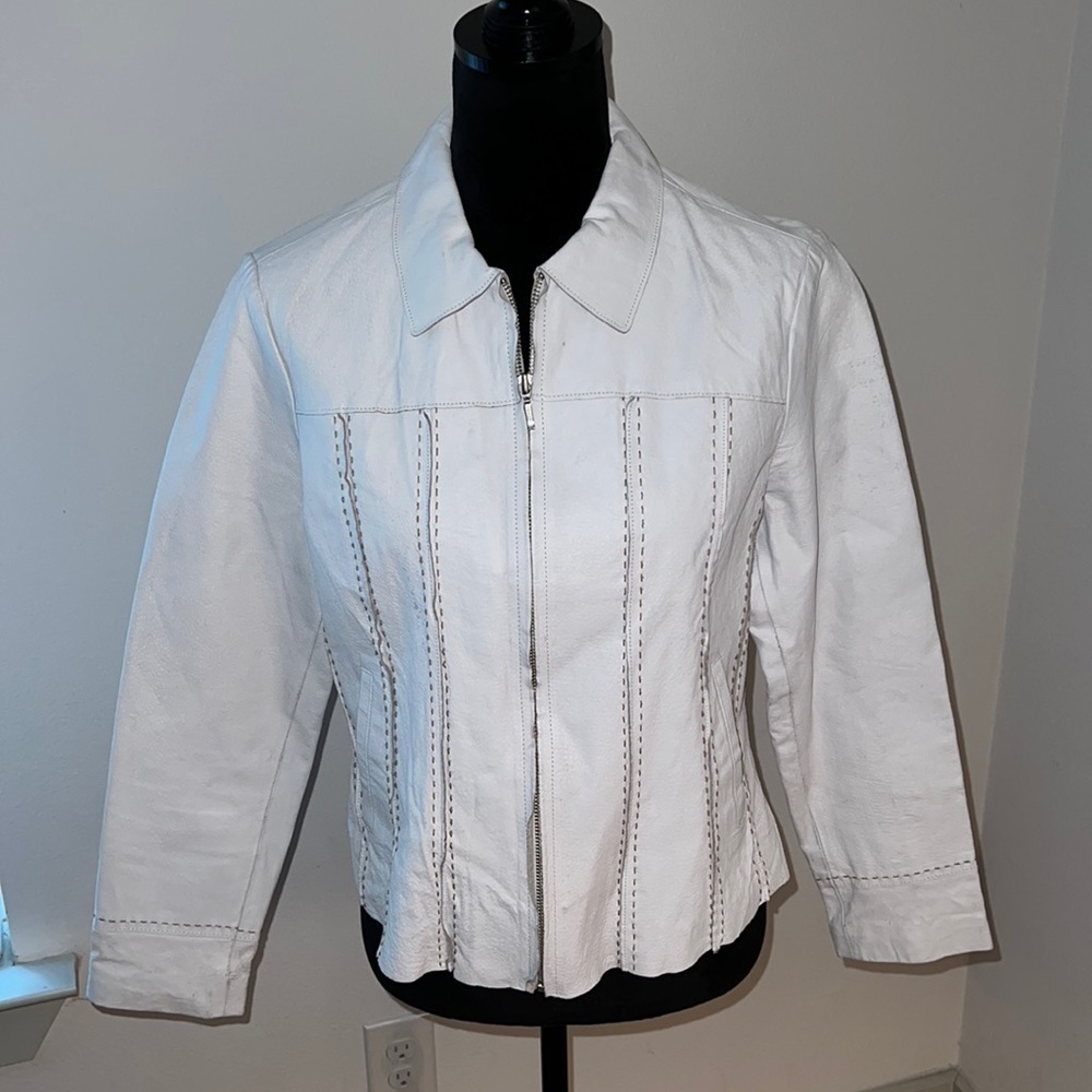 Coldwater Creek white leather tan stitching detail‎ front zip cropped jacket PM